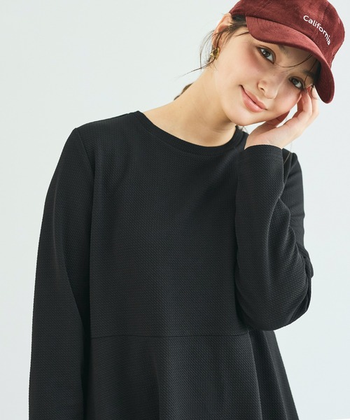 coca(coca)(コカ)の「エンボス切替ワンピース(ワンピース・レディース・グレー/ブラック・L/M/S)」の11枚目の写真