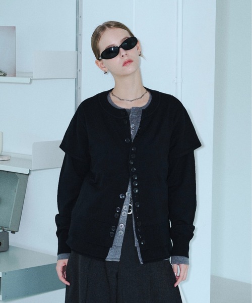 seyto(セイト)の「Asymmetry multi-button layered cardigan / アシメントリーマルチボタンカーディガン(カーディガン/ボレロ・メンズ・ブルー/ブラック/グレー・2/3)」の1枚目の写真