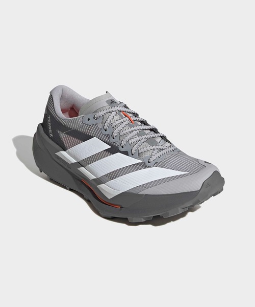 adidas(アディダス)の「TERREX AGRAVIC TT / アディダス adidas(スニーカー・メンズ・グレー・26.5cm/26.0cm/25.5cm/27.5cm/27.0cm/28.0cm/24.5cm/24.0cm/23.5cm/25.0cm/29.0cm/28.5cm)」の1枚目の写真