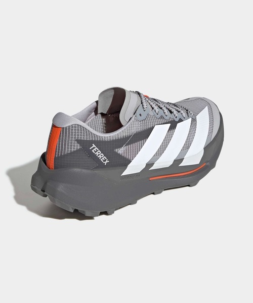 adidas(アディダス)の「TERREX AGRAVIC TT / アディダス adidas(スニーカー・メンズ・グレー・26.5cm/26.0cm/25.5cm/27.5cm/27.0cm/28.0cm/24.5cm/24.0cm/23.5cm/25.0cm/29.0cm/28.5cm)」の2枚目の写真