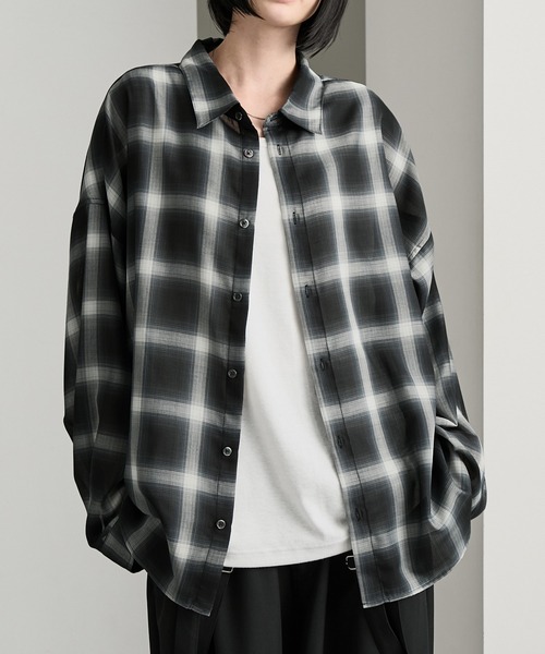 cussil（クシル）の「【cussil/クシル】シアーオンブレチェックルーズ レギュラーカラー長袖シャツ（シャツ/ブラウス・メンズ・ブラック・S/M/L）」の3枚目の写真