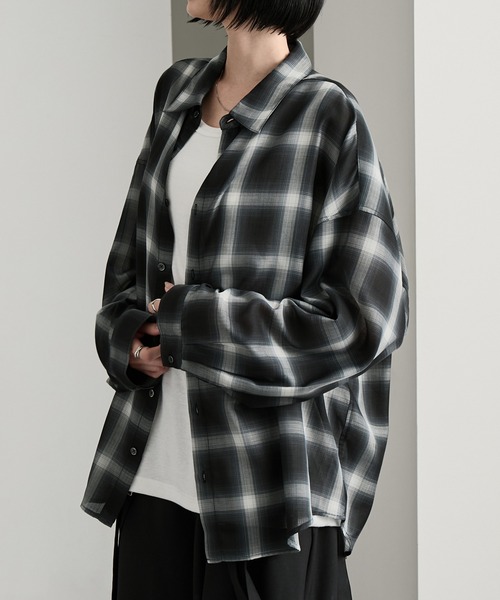cussil（クシル）の「【cussil/クシル】シアーオンブレチェックルーズ レギュラーカラー長袖シャツ（シャツ/ブラウス・メンズ・ブラック・S/M/L）」の4枚目の写真