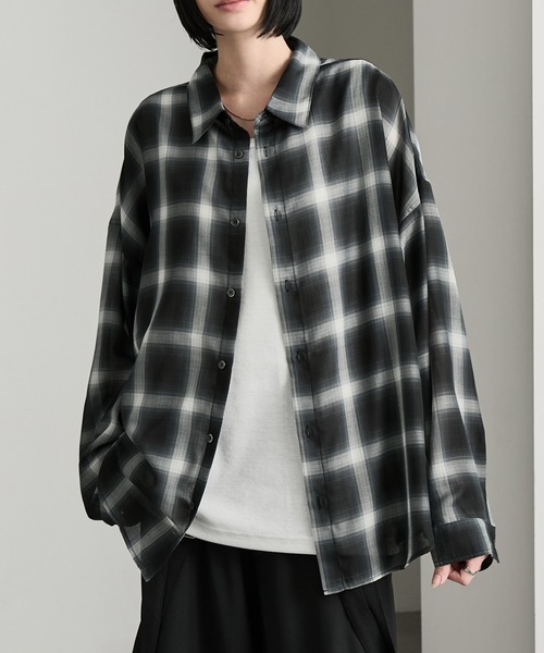 cussil（クシル）の「【cussil/クシル】シアーオンブレチェックルーズ レギュラーカラー長袖シャツ（シャツ/ブラウス・メンズ・ブラック・S/M/L）」の2枚目の写真