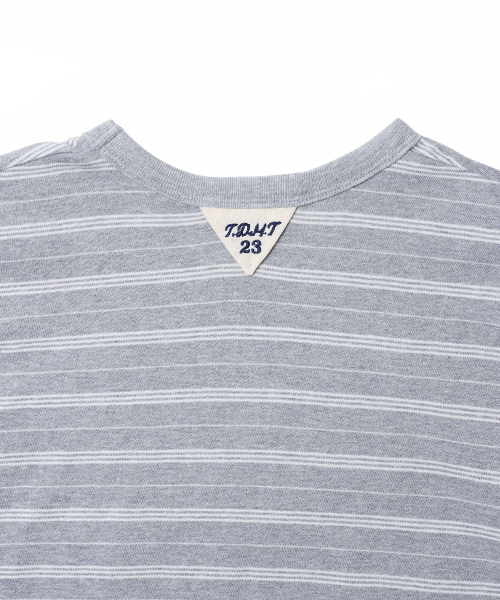 TTUDEMENT(トュードメント)の「50s EMBROIDERED STRIPED SEMI OVER FIT T-SHIRT_MELANGE GREY(Tシャツ/カットソー・レディース・その他・SMALL/MEDIUM)」の7枚目の写真