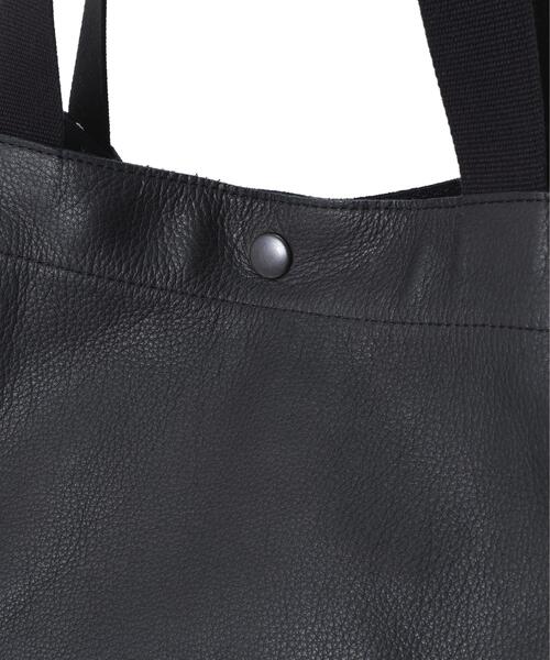 MARGARET HOWELL（マーガレットハウエル）の「SOFT LEATHER（トートバッグ・レディース・ブラック・FREE）」の4枚目の写真