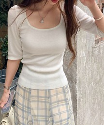 UネックニットTシャツ