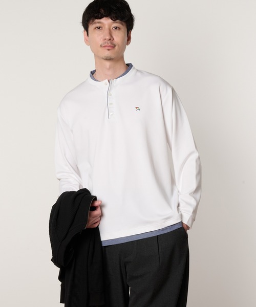 Arnold Palmer(アーノルドパーマー)の「ヘンリーネック フェイクレイヤード ロングTシャツ(Tシャツ/カットソー・メンズ・ベージュ/ダークネイビー/ホワイト・M/LL/L)」の1枚目の写真