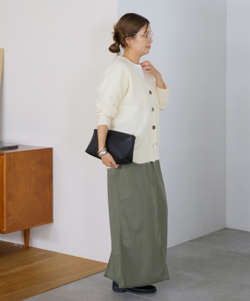 JOURNAL STANDARD(ジャーナルスタンダード)の「FLUFFY Vカーディガン(カーディガン/ボレロ・レディース・ブラウン/ホワイト/サックスブルー・FREE)」の13枚目の写真