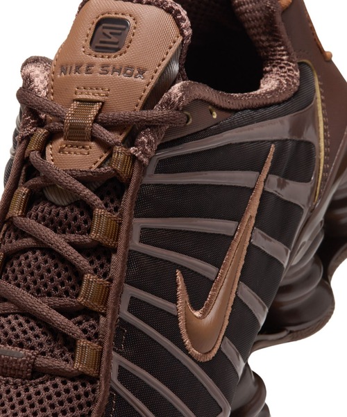 NIKE(ナイキ)の「ナイキ ショックス TL ウィメンズシューズ / Nike Shox TL Women's Shoes AR3566-205 Cacao Wow(スニーカー・レディース・ブラウン系その他2・23.5/22.5/22/23/26/25.5/25/24.5/24)」の7枚目の写真