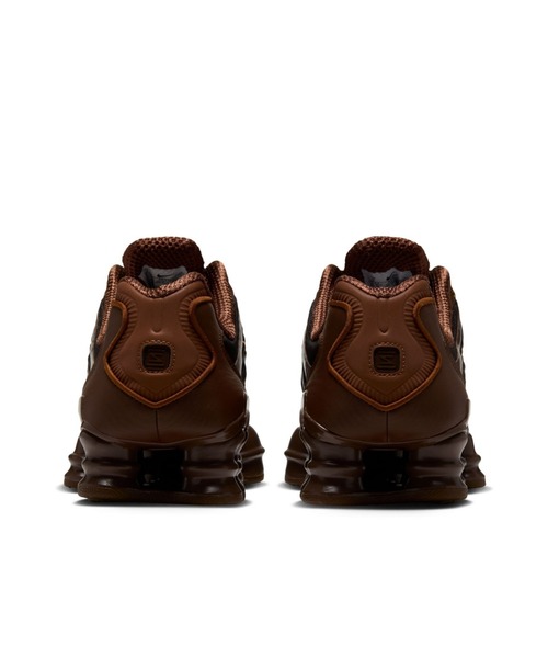 NIKE(ナイキ)の「ナイキ ショックス TL ウィメンズシューズ / Nike Shox TL Women's Shoes AR3566-205 Cacao Wow(スニーカー・レディース・ブラウン系その他2・23.5/22.5/22/23/26/25.5/25/24.5/24)」の6枚目の写真