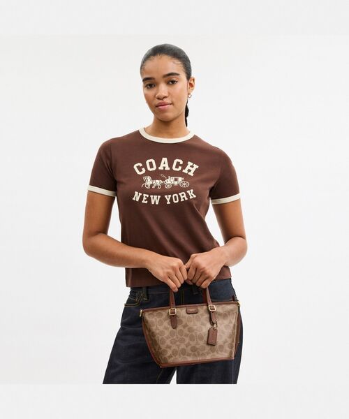 COACH(コーチ)の「タクシー トート バッグ 21・シグネチャー キャンバス(ショルダーバッグ・レディース・ベージュ系その他・ONE)」の3枚目の写真