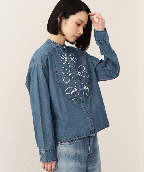 SOMETHING(サムシング)の「SOMETHING パール コード 刺繍 デニムシャツ /ロング スリーブ(シャツ/ブラウス・レディース・ブルー/ライトインディゴブルー・FREE)」の18枚目の写真