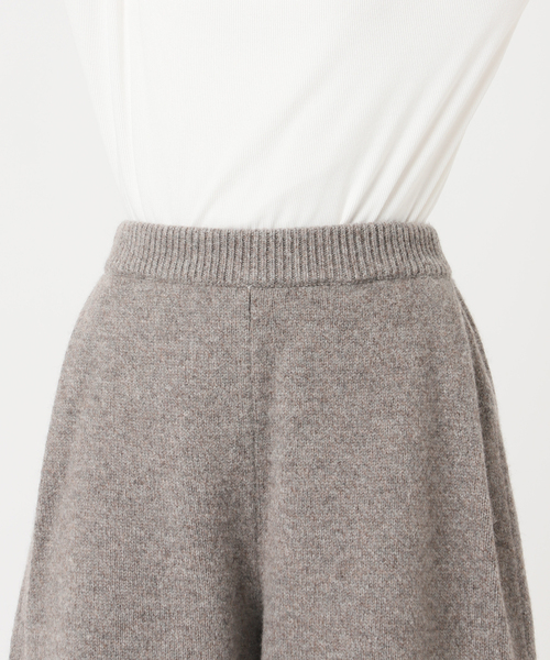 Y.A.Acc(ワイエーアク)の「別注【Y.A.Acc】for JS Knit Half Pant(その他パンツ・レディース・チャコールグレー/ダークグリーン・FREE)」の15枚目の写真