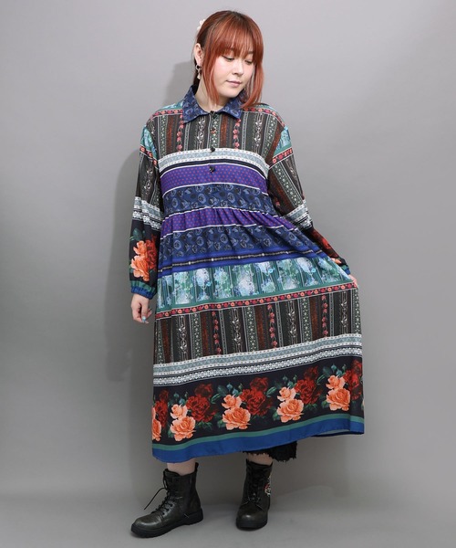 iS ScoLar(イズスカラー)の「563219:クラシカルローズ パッチワーク風柄シャツワンピ(ワンピース・レディース・ベージュ/ネイビー・M)」の3枚目の写真