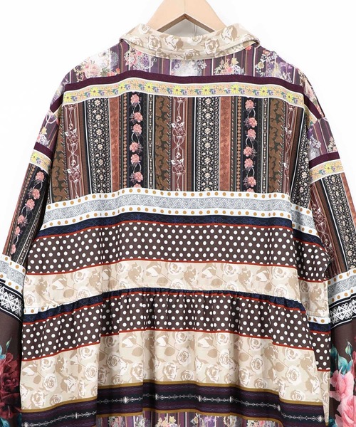 iS ScoLar(イズスカラー)の「563219:クラシカルローズ パッチワーク風柄シャツワンピ(ワンピース・レディース・ベージュ/ネイビー・M)」の16枚目の写真