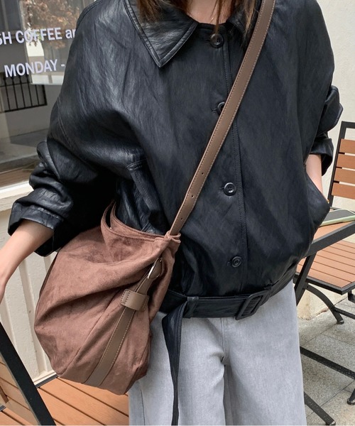 HALEY PESCA(ヘーリーペスカ)の「HALEY PESCA/スエードタッチ ワンショルダーバッグ(ショルダーバッグ・レディース・ネイビー/ブルー/ブラウン/ブラック・FREE)」の9枚目の写真
