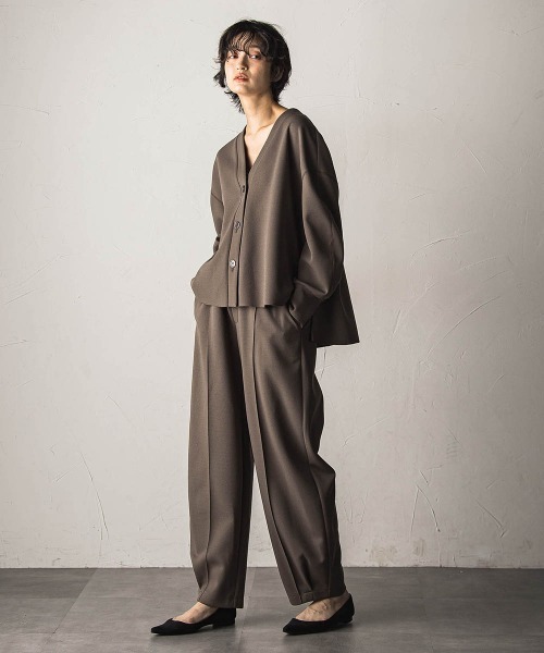 MAYSON GREY(メイソングレイ)の「叶えるイージーカーブパンツ≪セットアップ対応≫(その他パンツ・レディース・ブラック/ブラウン・M)」の21枚目の写真