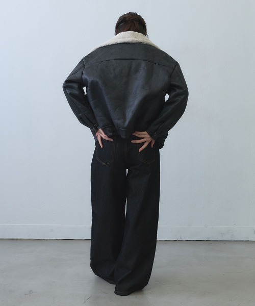 Clum（クルム）の「shearling collar flight jacket / ボアカラーフライトジャケット（ブルゾン・レディース・ブラック・FREE）」の9枚目の写真