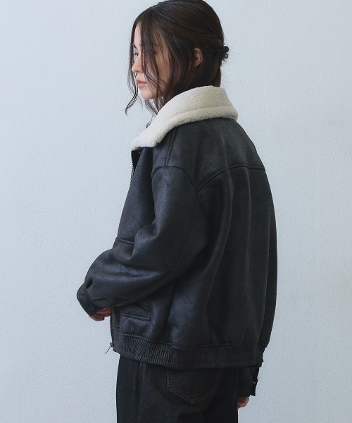 Clum（クルム）の「shearling collar flight jacket / ボアカラーフライトジャケット（ブルゾン・レディース・ブラック・FREE）」の12枚目の写真