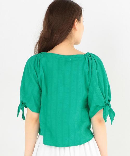 Another Edition（アナザーエディション）の「リボンショートスリーブブラウス/AEBFC RIBBON SSL（シャツ/ブラウス・レディース・オフホワイト/ケリー・FREE）」の8枚目の写真