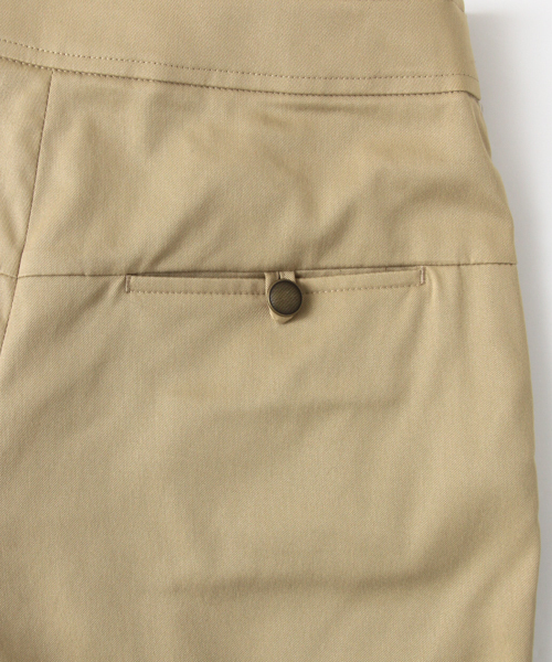 URBAN RESEARCH（アーバンリサーチ）の「UR Wギャザーピーチテンセルストレッチパンツ（その他パンツ・レディース・ネイビー/ライトベージュ/ブラウン系その他・36/38/40）」の8枚目の写真