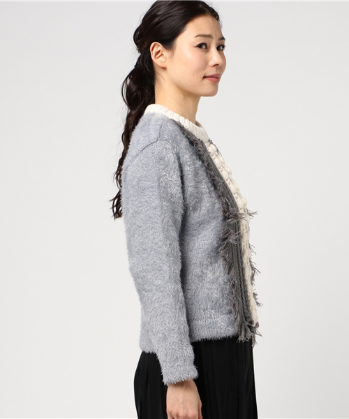 SLY(スライ)の「PON PON FRINGE SHAGGY MG TOPS(ニット/セーター・レディース・グレー/オフホワイト・2/1)」の4枚目の写真
