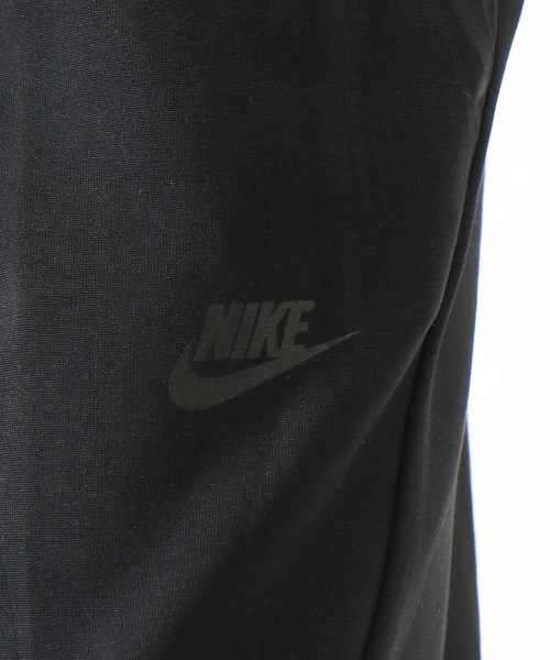 NIKE(ナイキ)の「NIKE テックフリースクロップド(その他パンツ・メンズ・ブラック/グレー・3/1/2)」の14枚目の写真