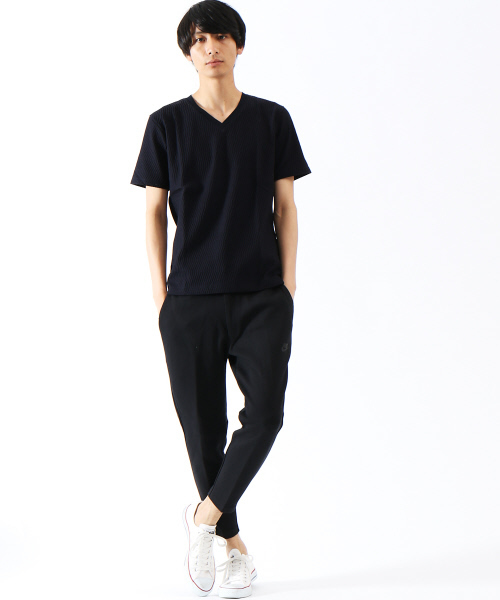 NIKE(ナイキ)の「NIKE テックフリースクロップド(その他パンツ・メンズ・ブラック/グレー・3/1/2)」の12枚目の写真