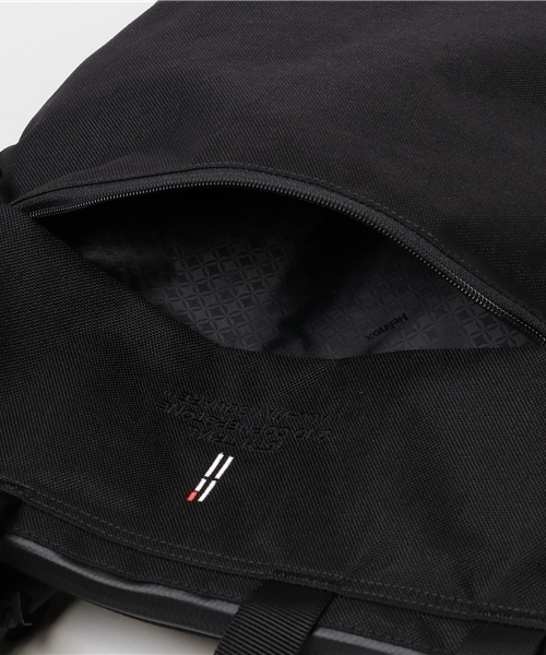 TERG（ターグ）の「TERG by Helinox / TERG ALLWAY SQUARE（バックパック/リュック・メンズ・ブラック/チャコールグレー/デザートカモ・FREE）」の7枚目の写真