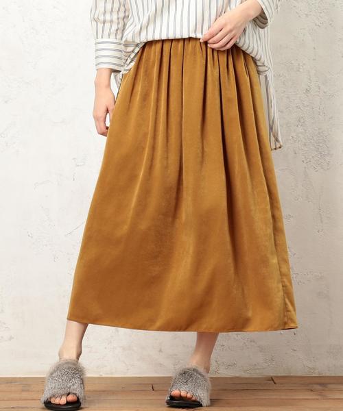 green label relaxing（グリーンレーベルリラクシング）の「CF P/サテン ギャザーマキシスカート ◆（スカート・レディース・ネイビー/マスタード/オリーブ/ピンク・FREE）」の4枚目の写真