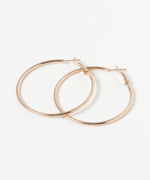 Fun & Daily（ファンアンドデイリー）の「F&D : シンプリーフープピアス　5cm（ピアス（両耳用）・レディース・シルバー/ゴールド/ブラック・FREE）」の9枚目の写真