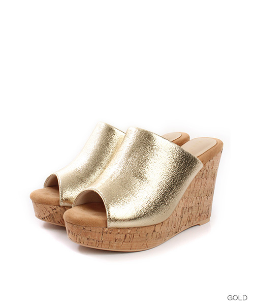 RANDA（ランダ）の「【足にフィットするよう履き心地を追求】コルクウェッジサンダル（サンダル・レディース・ホワイト/ゴールド/イエロー/レッド/ブラック/その他・LL/M/S/SS/L）」の6枚目の写真