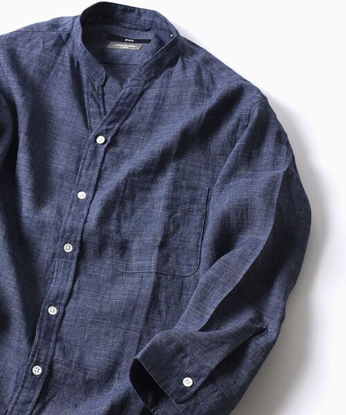 SHIPS（シップス）の「SC: COOLMAX(R) リネン スキッパー バンドカラー 7スリーブシャツ□（シャツ/ブラウス・メンズ・ホワイト/ライトブルー/ネイビー/オレンジ/グリーン/スカイブルー・LARGE/MEDIUM/SMALL/X-LARGE）」の4枚目の写真