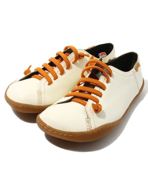 CAMPER(カンペール)の「PEU CAMI (ペウカミ)(スニーカー・レディース・ホワイト・23.0cm/23.5cm/24.0cm/25.0cm/22.5cm)」の1枚目の写真