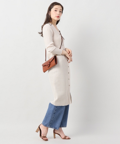 IENA（イエナ）の「ラミープレーティングロングカーディガン◆（カーディガン/ボレロ・レディース・ベージュ/ネイビー・FREE）」の5枚目の写真