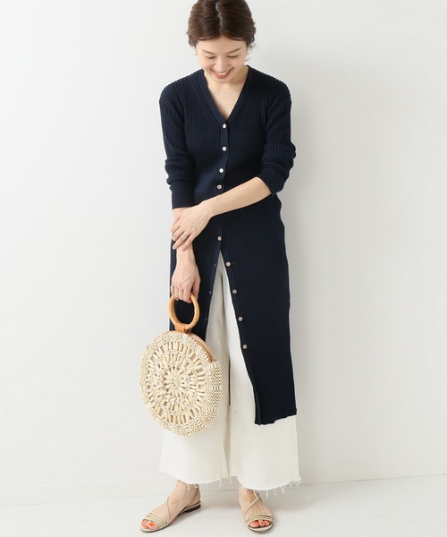 IENA（イエナ）の「ラミープレーティングロングカーディガン◆（カーディガン/ボレロ・レディース・ベージュ/ネイビー・FREE）」の12枚目の写真