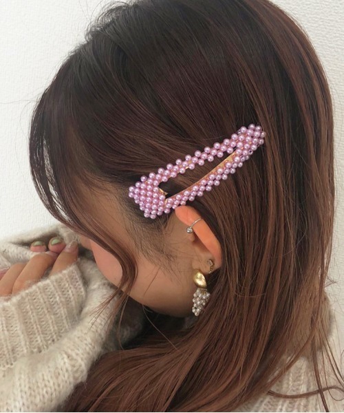 apres jour（アプレジュール）の「【apres jour×ARIAZ】パールぱっちんピン（ヘアピン・レディース・シルバー/ゴールド/ライトグレー/ライトブルー/パープル/その他/イエロー/ライトピンク・FREE）」の3枚目の写真