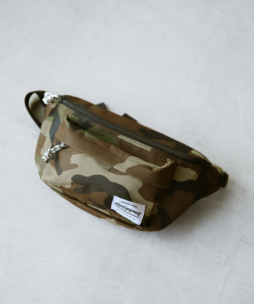 GLOBAL WORK（グローバルワーク）の「ウェストバッグSS/820393（ボディバッグ/ウエストポーチ・メンズ・ライトブルー/ブラック/ネイビー/レッド/カーキ/ライトイエロー/ホワイト/ベージュ/グレー・FREE）」の6枚目の写真