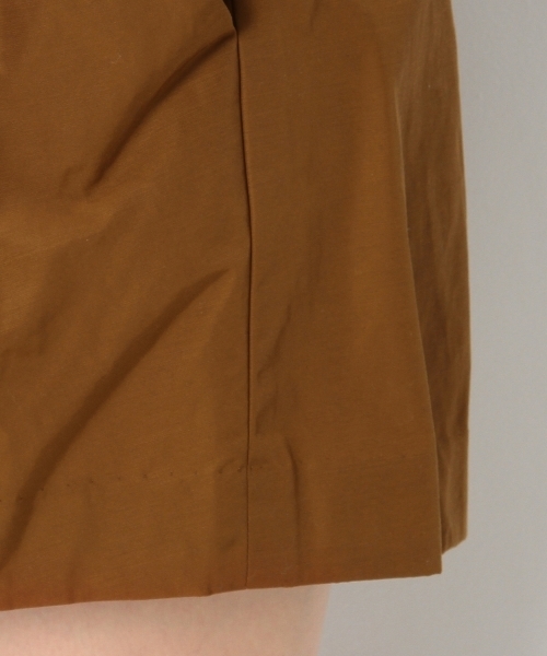 Jewel Changes（ジュエルチェンジズ）の「SACRA タック ショートパンツ / サクラ ◆（その他パンツ・レディース・ブラウン/オリーブ・38/36）」の5枚目の写真