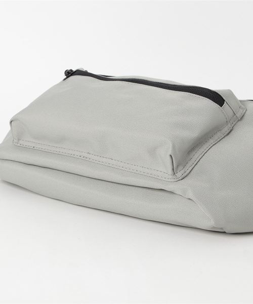 WEGO(ウィゴー)の「WEGO/ビッグウエストバッグ(ボディバッグ/ウエストポーチ・メンズ・ブラック/ベージュ/グレー・FREE)」の5枚目の写真