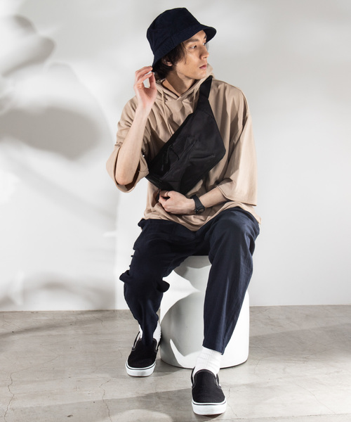 WEGO(ウィゴー)の「WEGO/ビッグウエストバッグ(ボディバッグ/ウエストポーチ・メンズ・ブラック/ベージュ/グレー・FREE)」の11枚目の写真