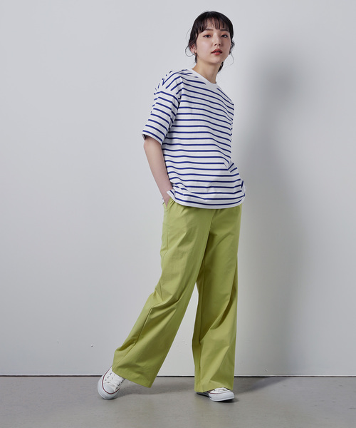 ZOZO（ゾゾ）の「ヘビーウェイトコットンクロップドTシャツ[WOMEN]（Tシャツ/カットソー・レディース・ホワイト×ネイビー/オフホワイト/ブラック/ホワイト×レッド/グレー/ホワイト×ブルー/ベージュ/ピンク・マルチサイズ）」の11枚目の写真