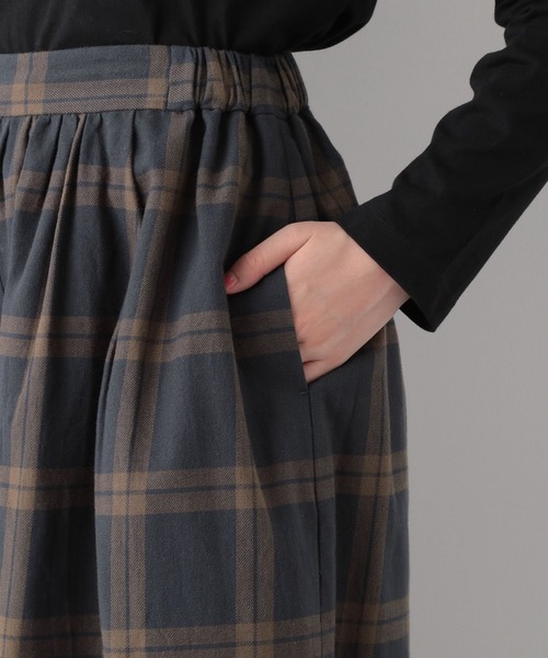 LEPSIM（レプシィム）の「★WEB限定アイテム★チェックマキシスカーチョ　852074（その他パンツ・レディース・ダークブラウン/ネイビー/ブラウン/ベージュ/ダークネイビー・MEDIUM/LARGE）」の18枚目の写真