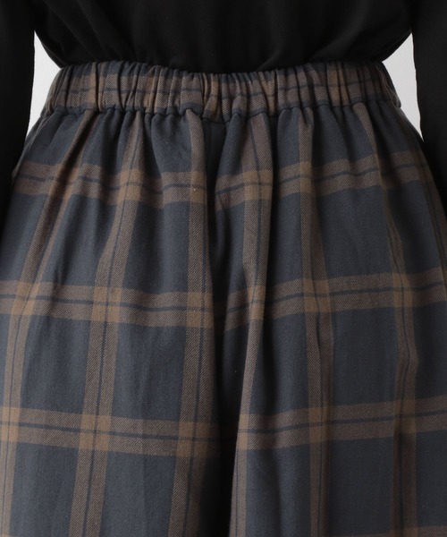 LEPSIM（レプシィム）の「★WEB限定アイテム★チェックマキシスカーチョ　852074（その他パンツ・レディース・ダークブラウン/ネイビー/ブラウン/ベージュ/ダークネイビー・MEDIUM/LARGE）」の16枚目の写真