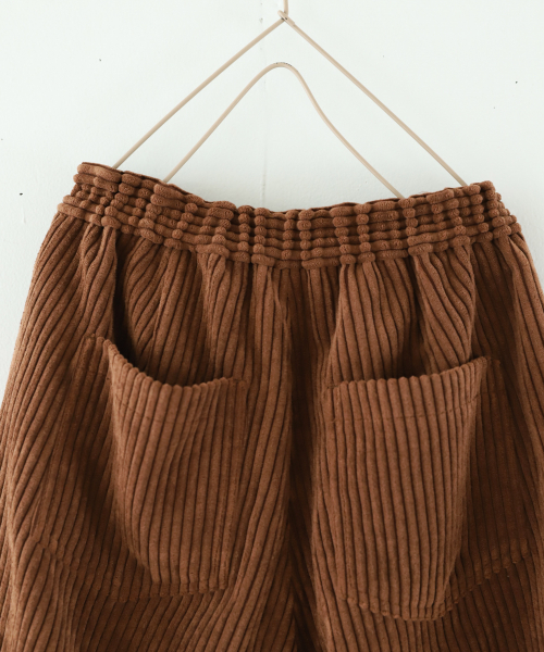LOWRYS FARM（ローリーズファーム）の「カルコーデュロイ／パンツ　841677（その他パンツ・キッズ・ブラウン/ベージュ・100/110/120）」の4枚目の写真