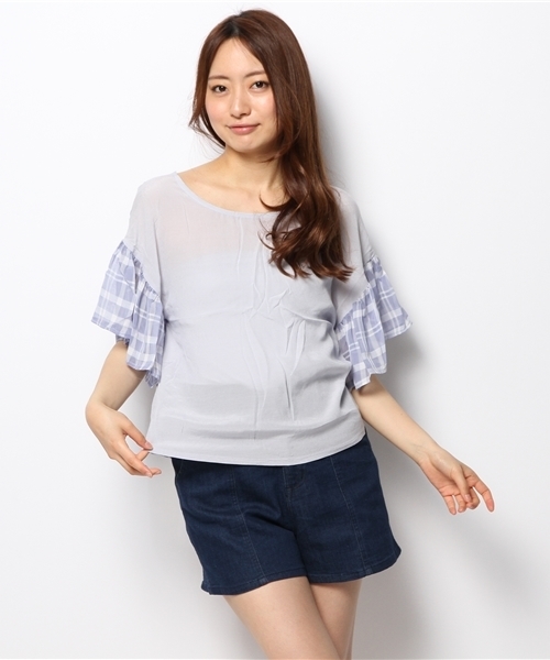 mystic(ミスティック)の「袖チェックブラウス(シャツ/ブラウス・レディース・ネイビー/ブルー/ベージュ/オフホワイト・フリ-)」の4枚目の写真