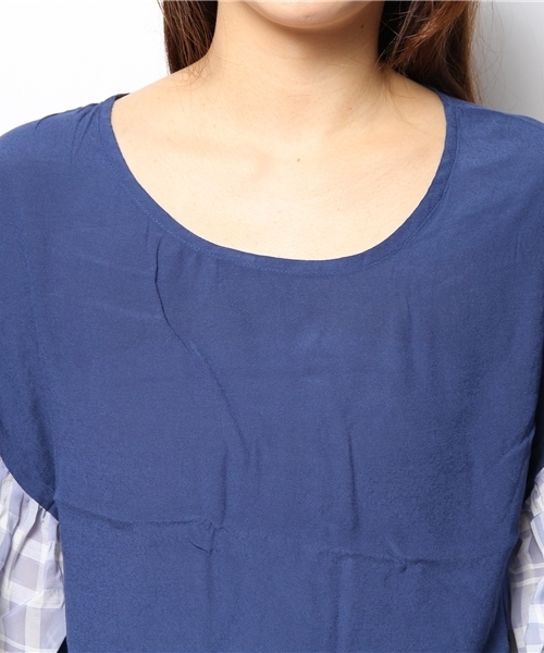 mystic(ミスティック)の「袖チェックブラウス(シャツ/ブラウス・レディース・ネイビー/ブルー/ベージュ/オフホワイト・フリ-)」の7枚目の写真