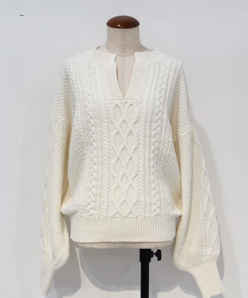 Banner Barrett（バナーバレット）の「ケーブルパフスリーブ ニットトップス（ニット/セーター・レディース・ベージュ/オフホワイト/ピンク・38）」の6枚目の写真