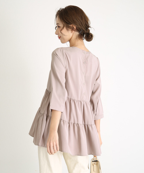 SUGAR BISKET（シュガービスケット）の「ティアードブラウス（シャツ/ブラウス・レディース・ホワイト/ブラック/ベージュ/ネイビー/ミント/スモークピンク・フリー）」の6枚目の写真