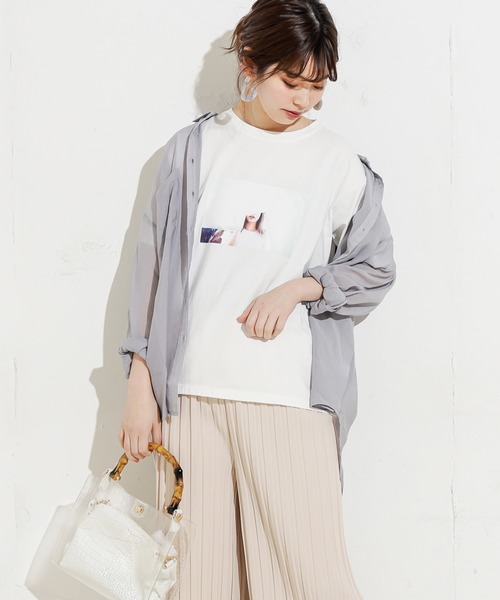 natural couture（ナチュラルクチュール）の「アソート女の子カラーフォトT（Tシャツ/カットソー・レディース・グレー/オフホワイト/ブルー/ライトベージュ・FREE）」の19枚目の写真